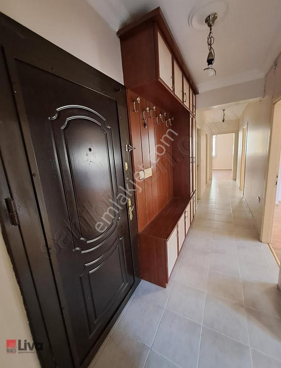 Liva' Dan Mükemmel Konumda Kiralık 3+1 Daire. - Görsel 11