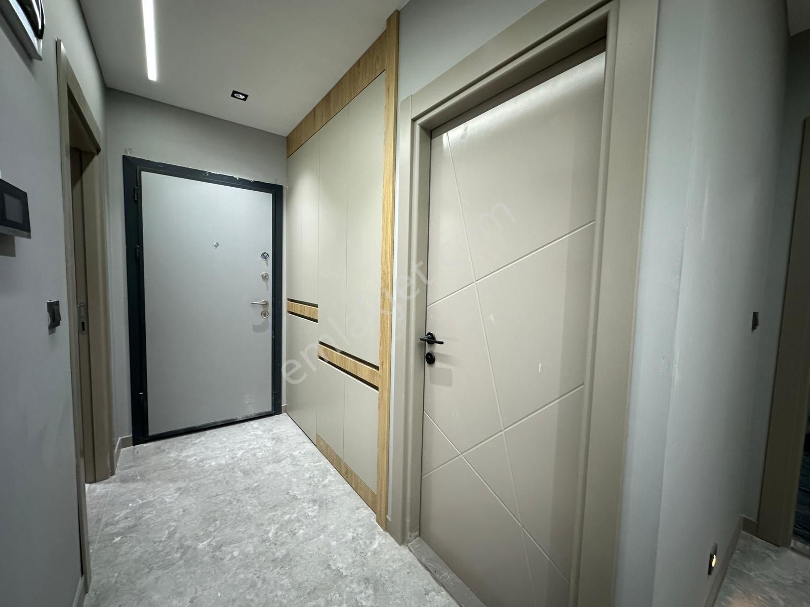 Ayanoğlu'nda 2+1 Tramvay Yakını Yol Cephe Lüks Satılık Daireler - Görsel 10