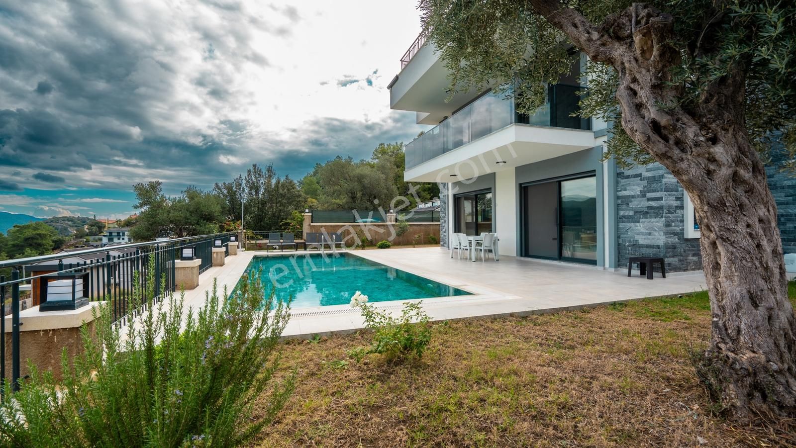 Cb Marina'dan 5+1 Tripleks Kiralık Villa - Görsel 17