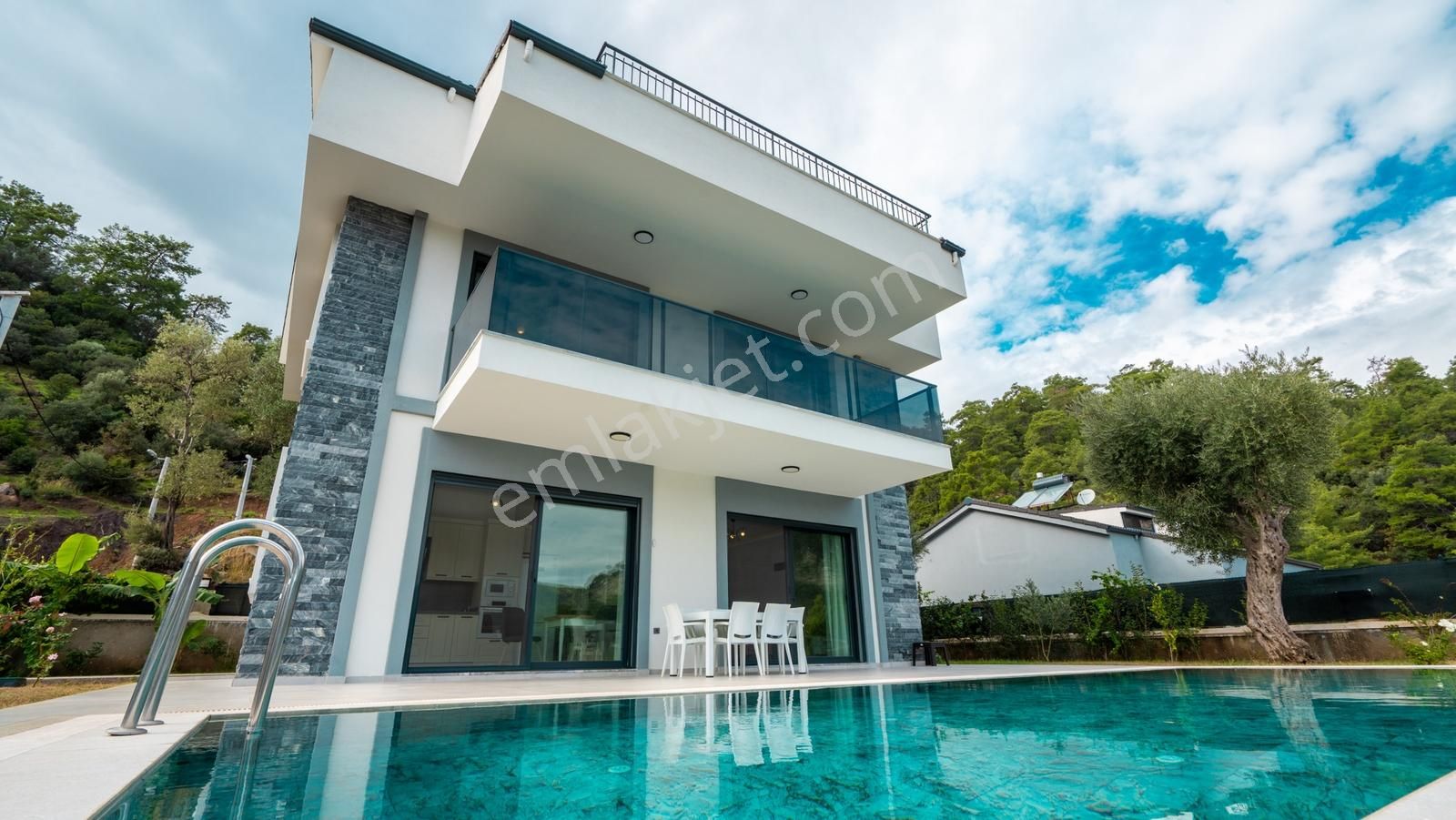 Cb Marina'dan 5+1 Tripleks Kiralık Villa - Görsel 8