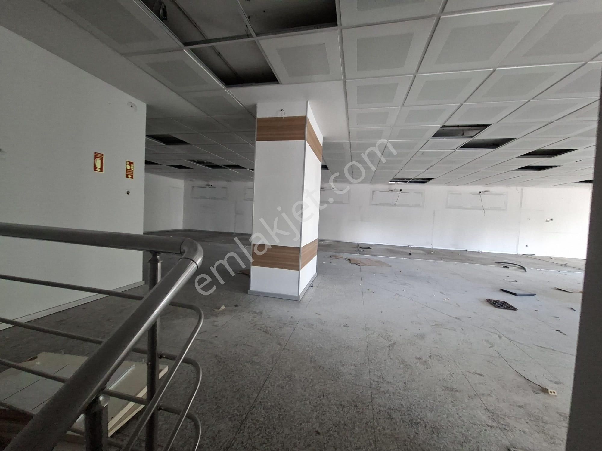 Markantalya Karşısı - Eski İş Bankası Yeri - 1.270 M² Dev Kiralık Mağaza - Görsel 8