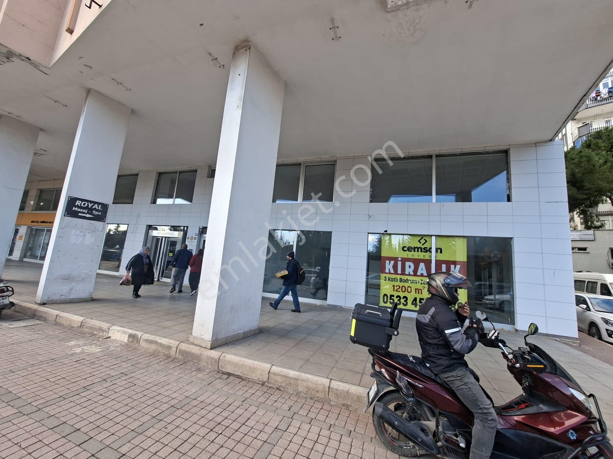 Markantalya Karşısı - Eski İş Bankası Yeri - 1.270 M² Dev Kiralık Mağaza