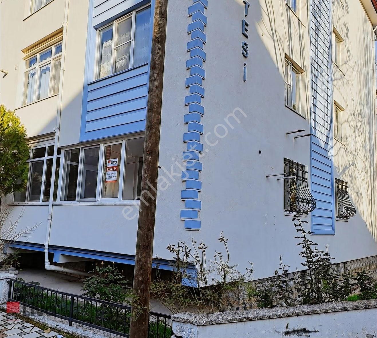 Liva' Dan Mükemmel Konumda Satılık 3+1 Daire