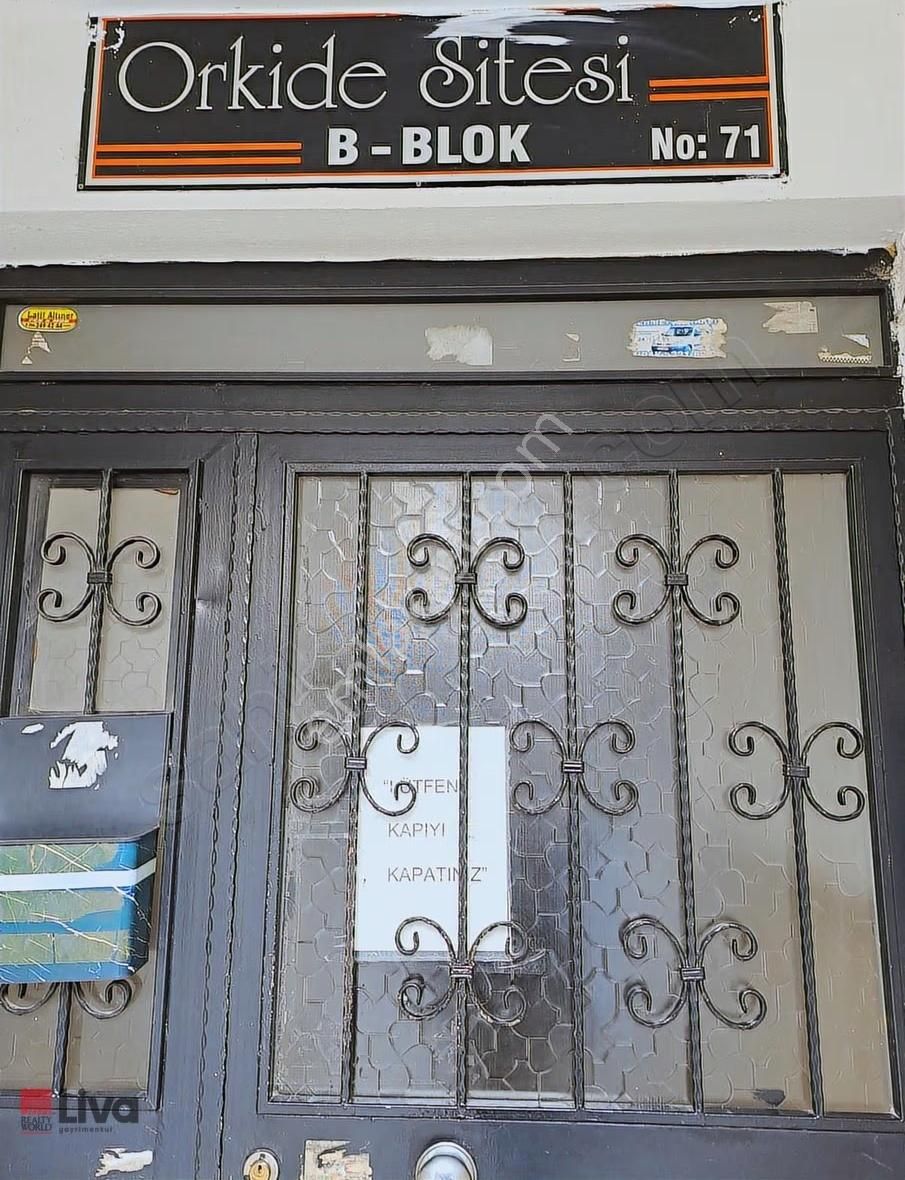 Liva' Dan Mükemmel Konumda Satılık 3+1 Daire - Görsel 5