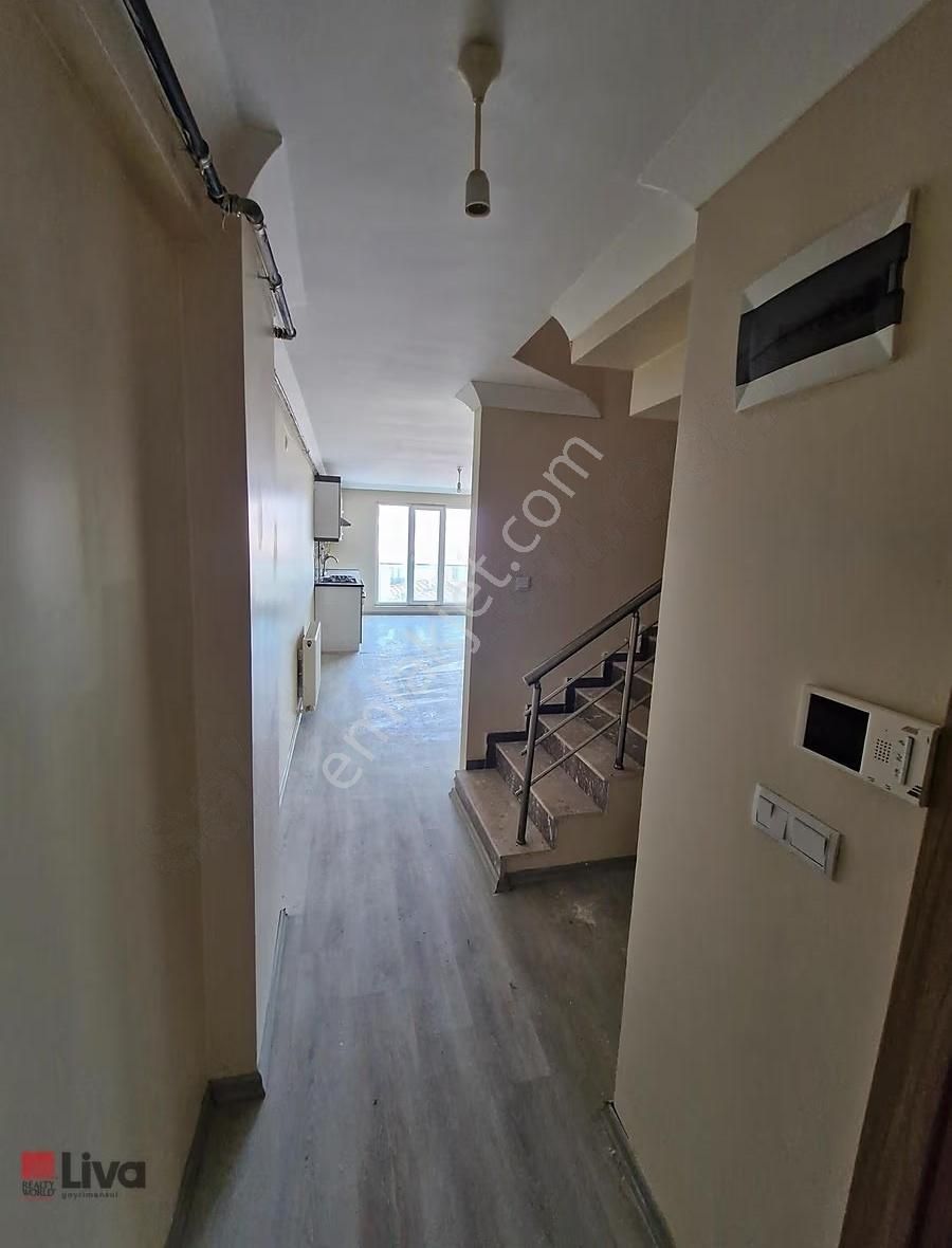 Rw Liva' Dan Soma Caddesi Üzeri | Nef Karşısı | 2+1 Dubleks - Görsel 17