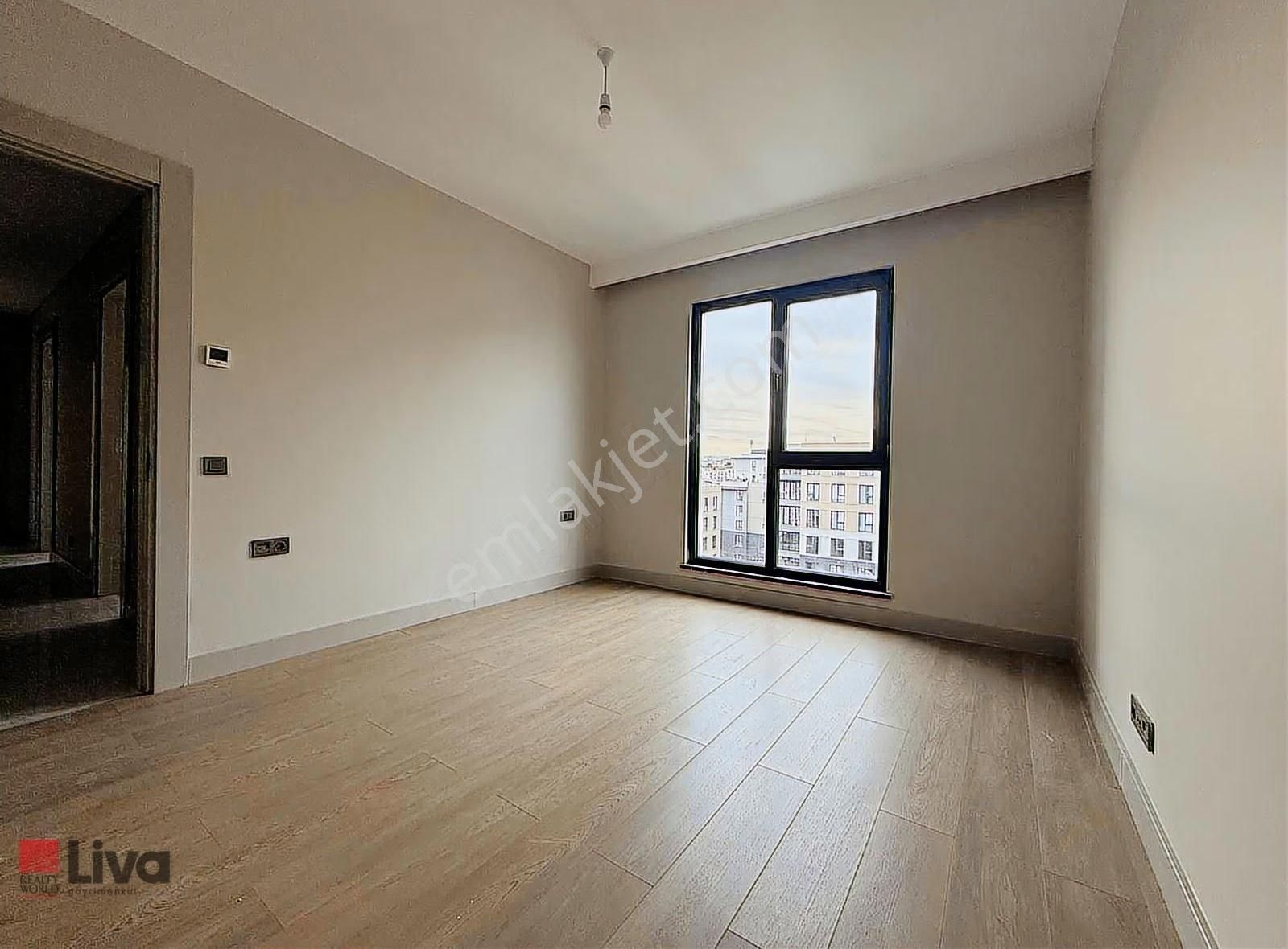 Rw Liva'dan Emlakkonut'da Ebeveyn Banyolu Kiralık 2+1 Daire - Görsel 10