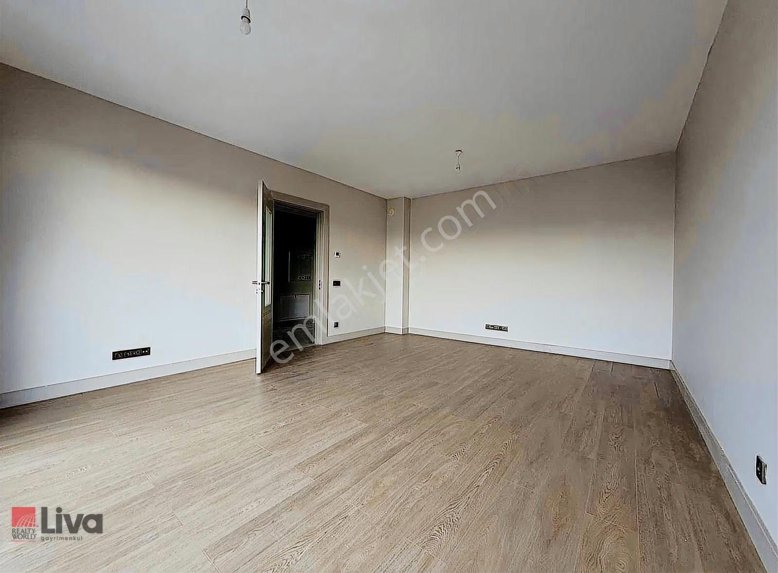 Rw Liva'dan Emlakkonut'da Ebeveyn Banyolu Kiralık 2+1 Daire - Görsel 18