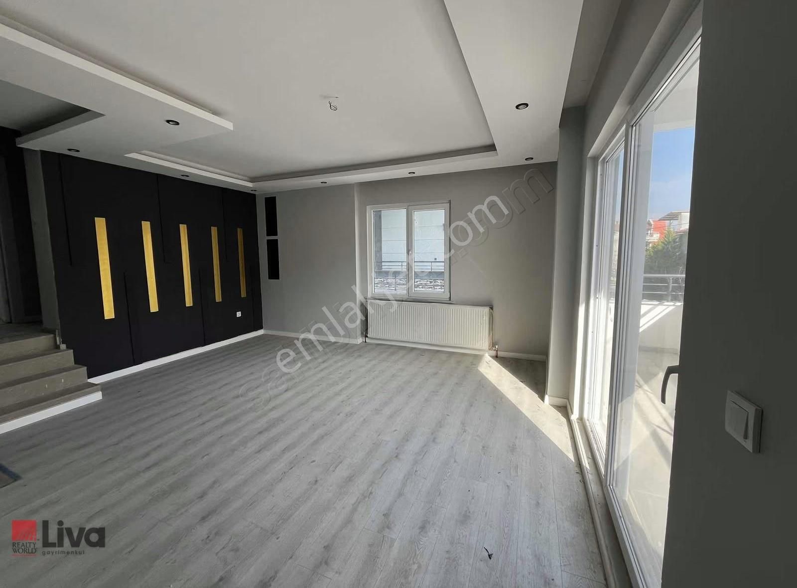 Liva'dan Kuvayi Milliye Mahallesinde 6+1 Satılık Villa - Görsel 24