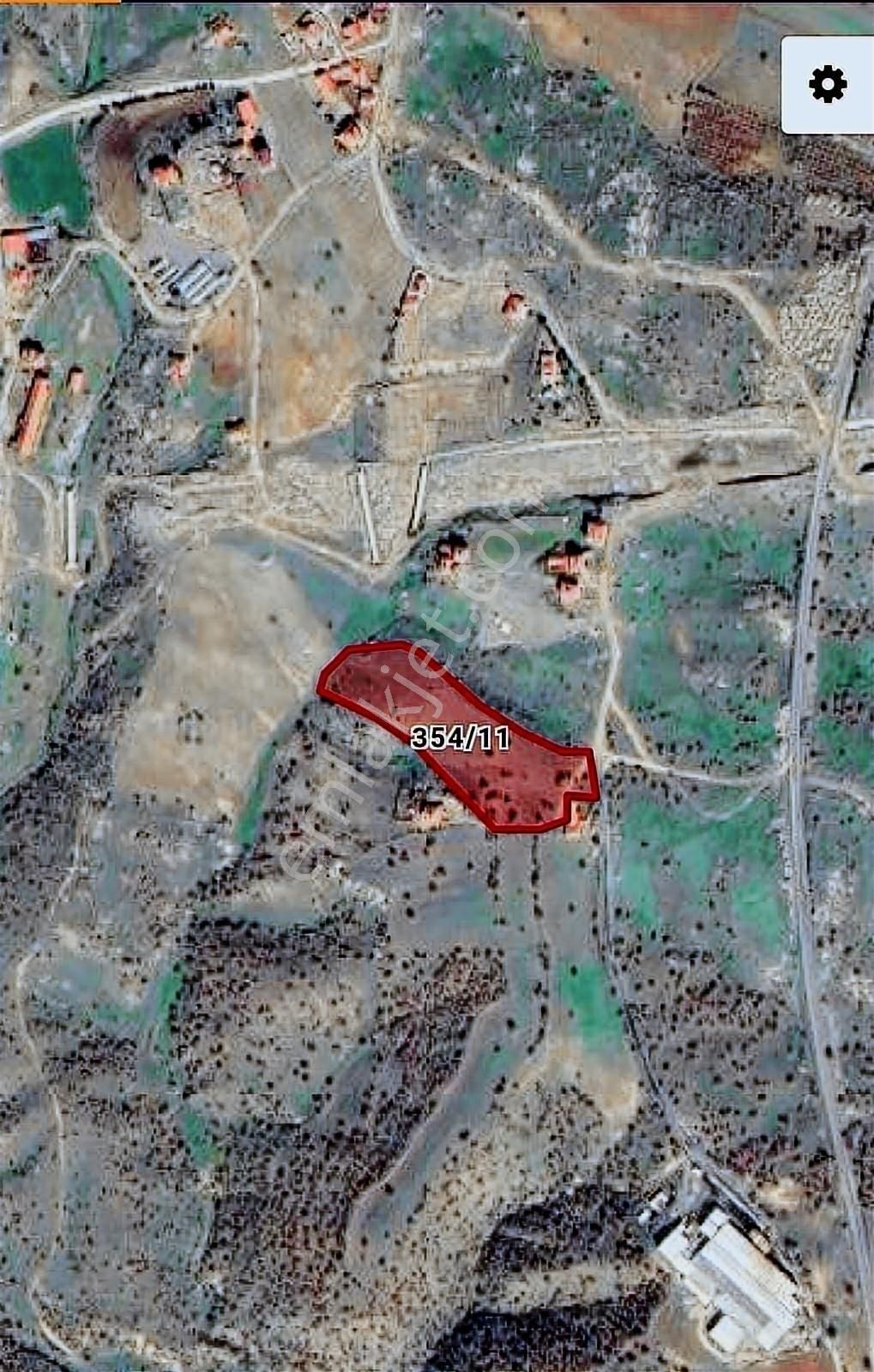 Uşak Eşme İstasyon Mah.de 13026m2 Satılık Arazi