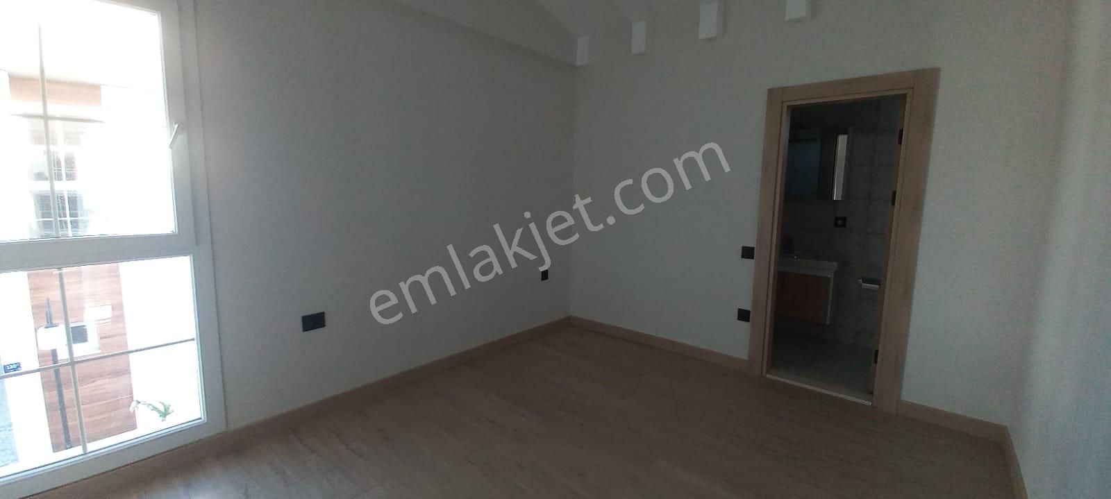 Havuzlu Ve Güvenlikli Sitede Denize 500 Metre Villa - Görsel 21