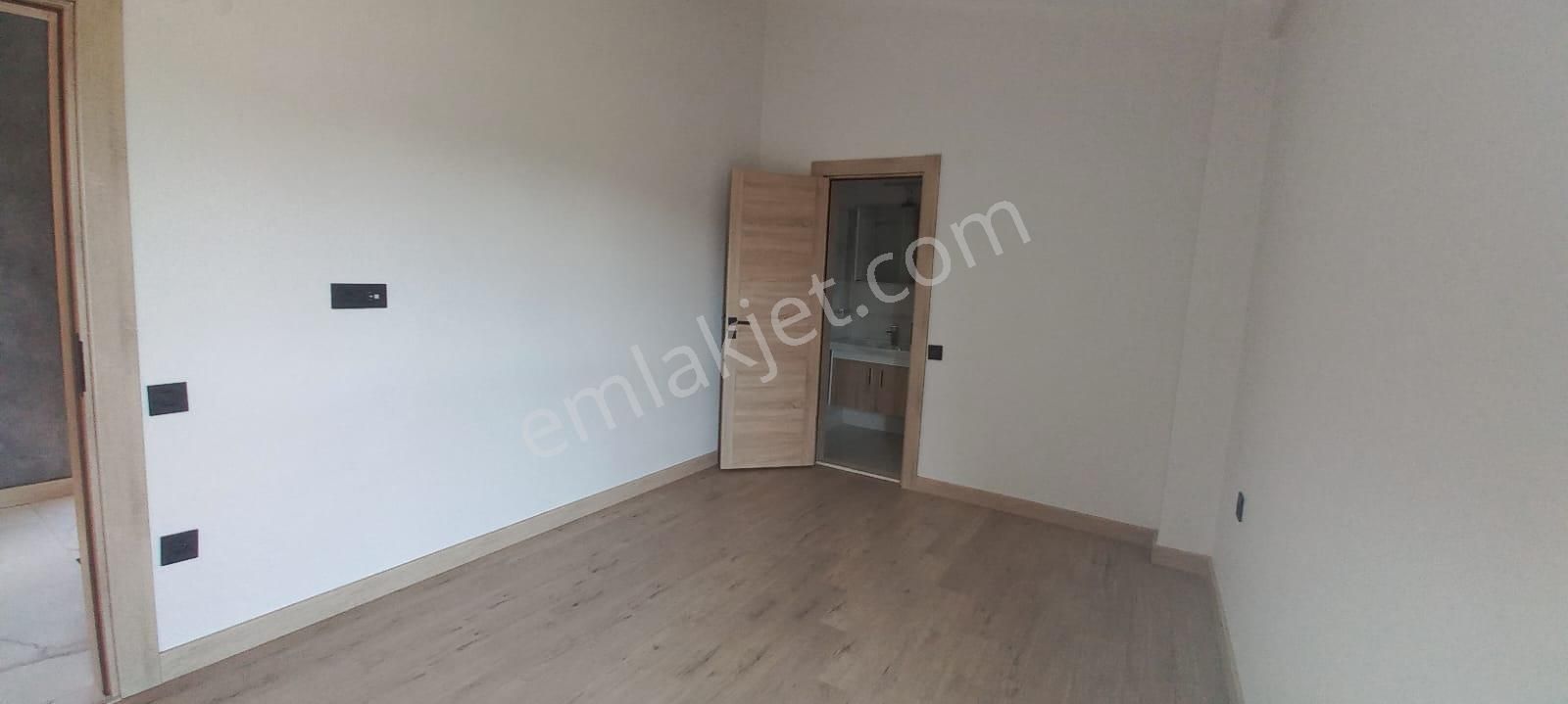 Havuzlu Ve Güvenlikli Sitede Denize 500 Metre Villa - Görsel 25