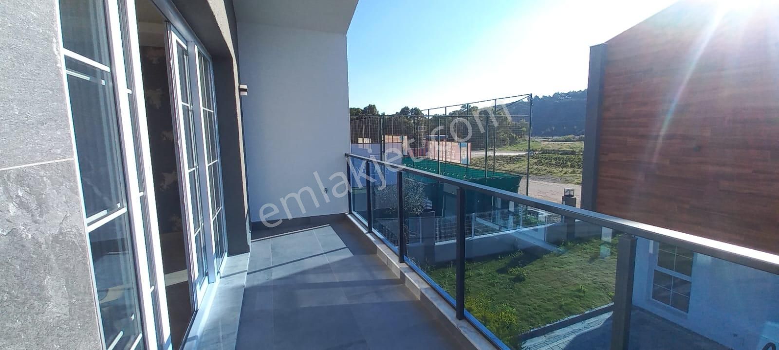 Havuzlu Ve Güvenlikli Sitede Denize 500 Metre Villa - Görsel 29