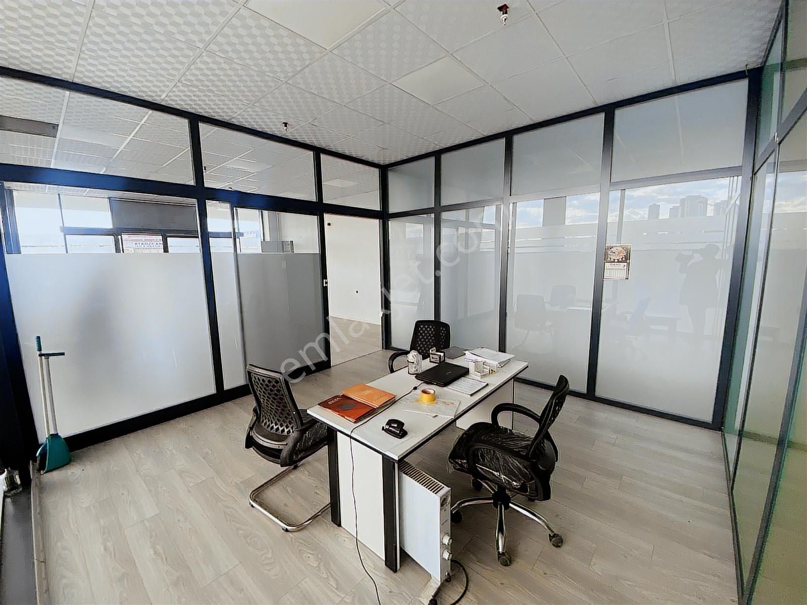 Yenimahalle Serhat Mah. Elegance Meydan'da Katta Kiralık Dükkan - Görsel 3