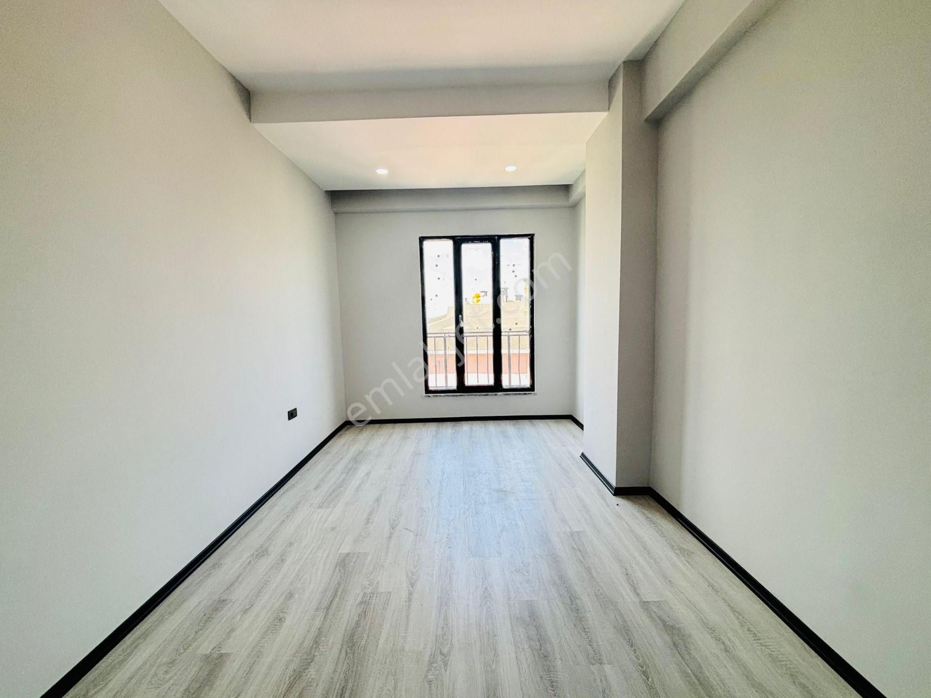 Güven'den Çerkezköyde İskanlı Ebv. Banyolu Sıfır 2+1 Daire - Görsel 5