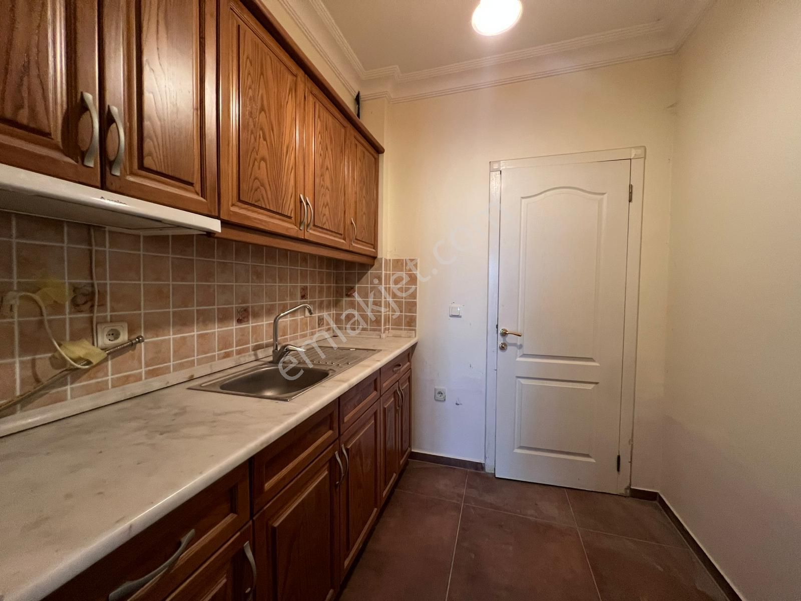 Beysukent Kiralık Tunca Sokakta Komple Bina - Görsel 27