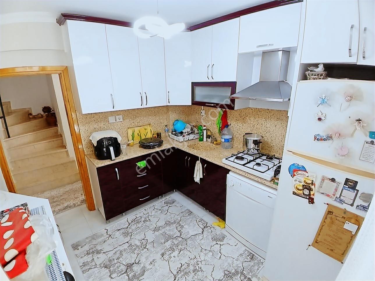 Akçay Cemil Temel'de 3+1 Tripleks Masrafsız Villa - Görsel 4