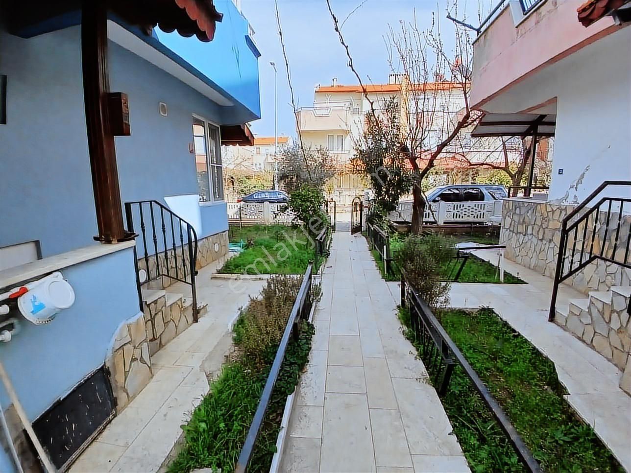 Akçay Cemil Temel'de 3+1 Tripleks Masrafsız Villa - Görsel 19