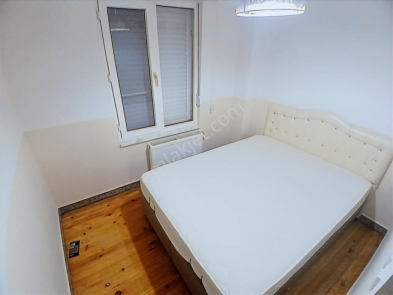 Eu Gayrimenkul'den Denize Yakın 3+1 Tripleks Villa - Görsel 13