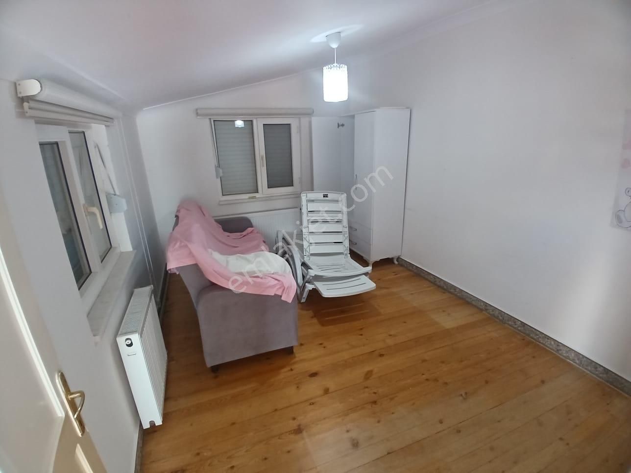 Eu Gayrimenkul'den Denize Yakın 3+1 Tripleks Villa - Görsel 18