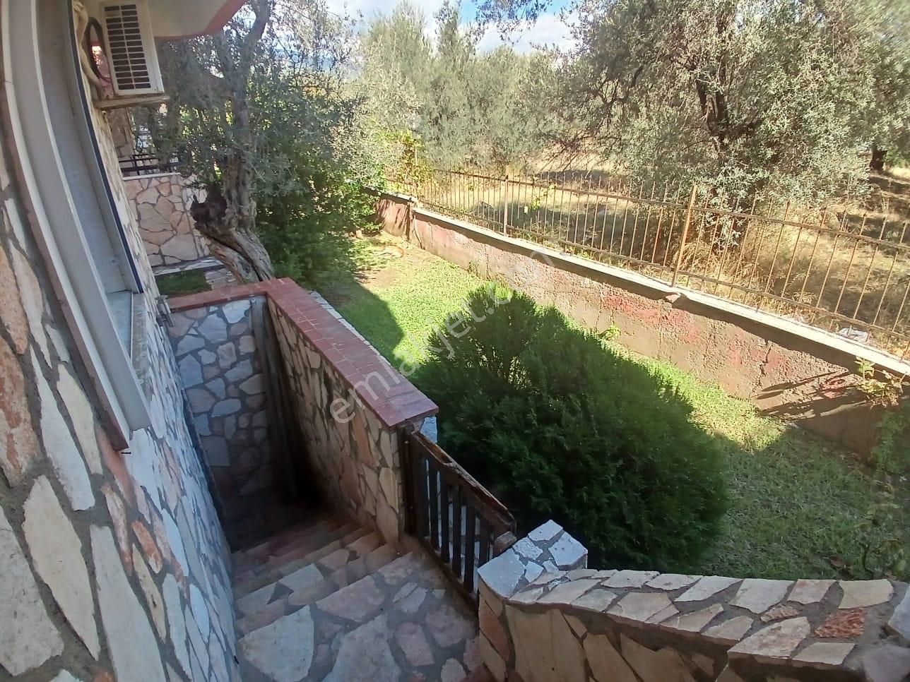 Eu Gayrimenkul'den Denize Yakın 3+1 Tripleks Villa - Görsel 11