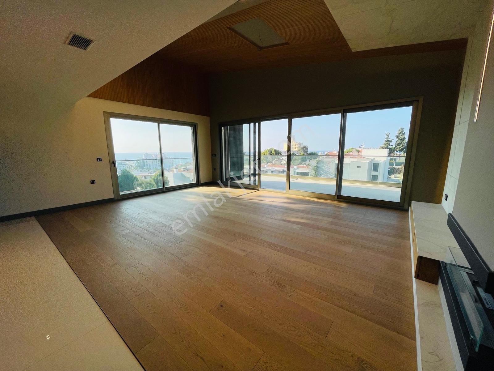 Plaja 270 Mt Müstakil Özel Havuzlu Asansörlü Lüks Villa - Görsel 12