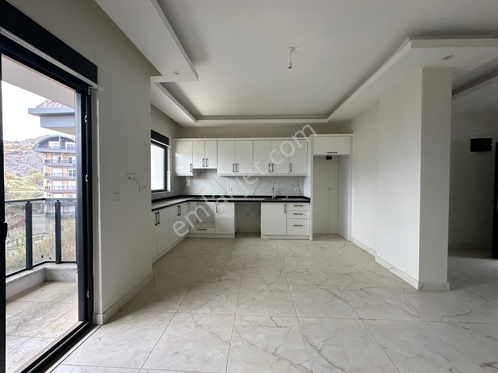 Alanya Çıplaklı'da Satılık 3+1 Ayrı Mutfak 170m2 Sıfır Dubleks Daire - Görsel 12