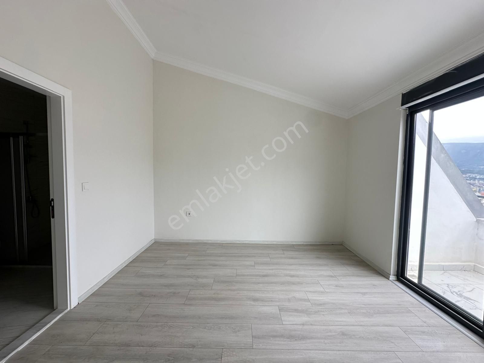 Alanya Çıplaklı'da Satılık 3+1 Ayrı Mutfak 170m2 Sıfır Dubleks Daire - Görsel 28