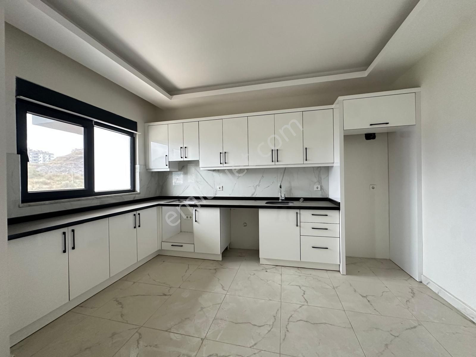 Alanya Çıplaklı'da Satılık 3+1 Ayrı Mutfak 170m2 Sıfır Dubleks Daire - Görsel 11