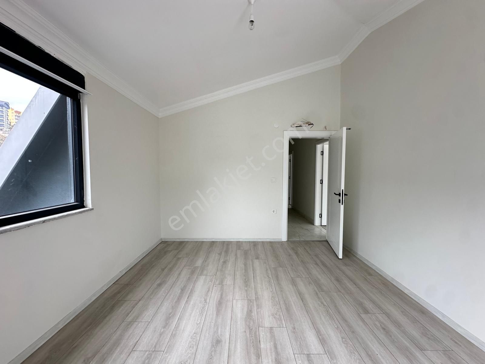 Alanya Çıplaklı'da Satılık 3+1 Ayrı Mutfak 170m2 Sıfır Dubleks Daire - Görsel 18
