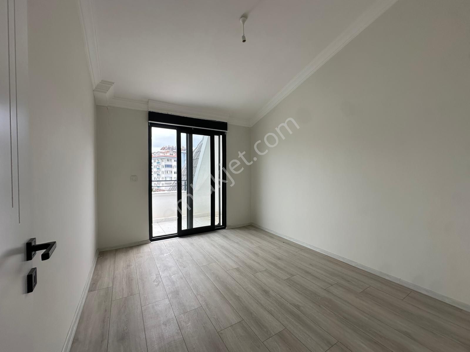 Alanya Çıplaklı'da Satılık 3+1 Ayrı Mutfak 170m2 Sıfır Dubleks Daire - Görsel 24