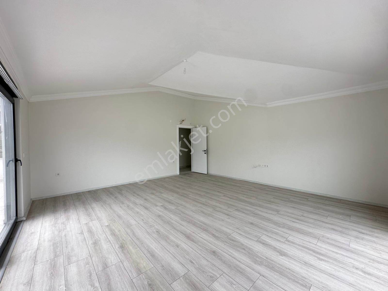 Alanya Çıplaklı'da Satılık 3+1 Ayrı Mutfak 170m2 Sıfır Dubleks Daire - Görsel 6