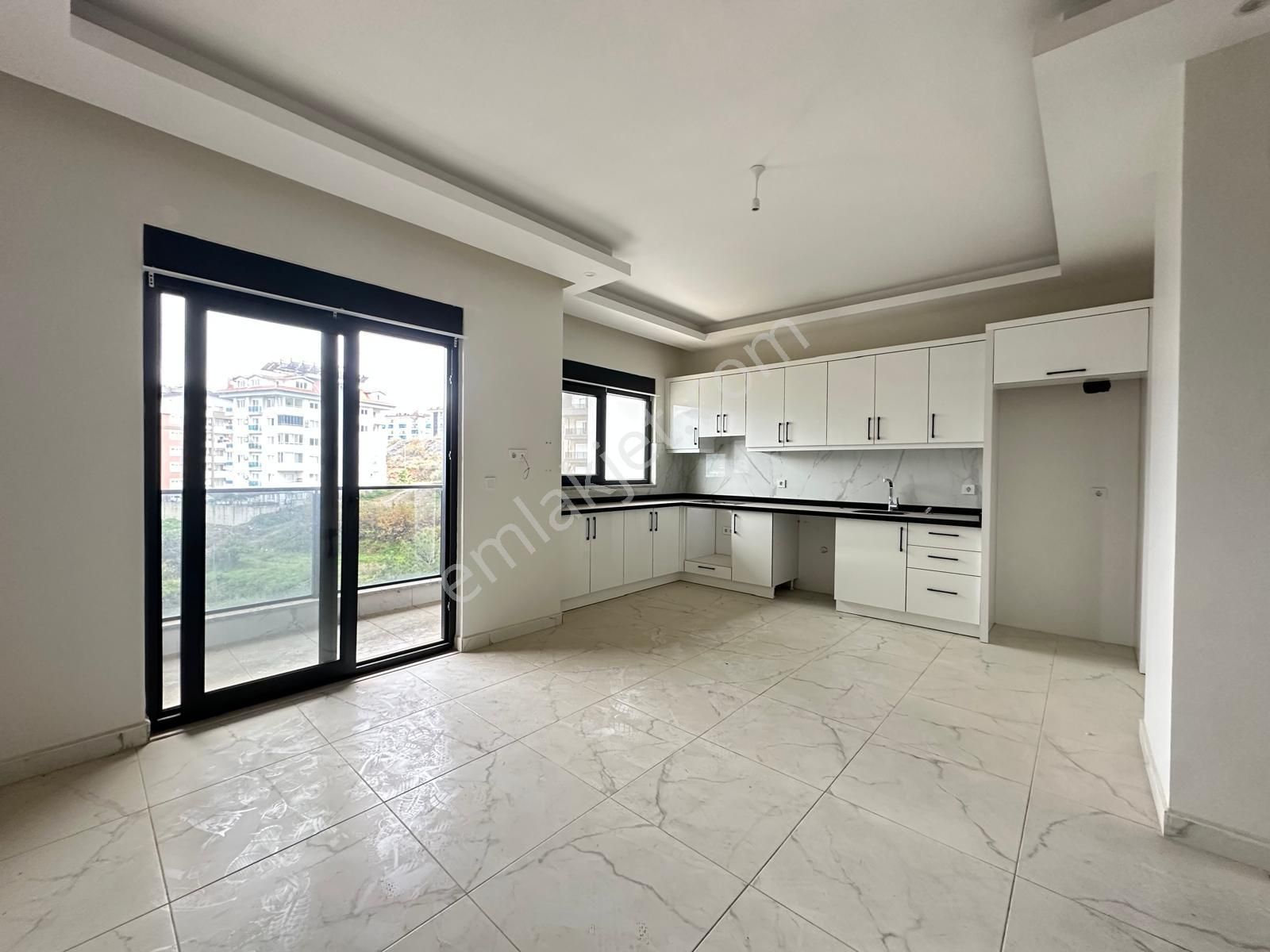 Alanya Çıplaklı'da Satılık 3+1 Ayrı Mutfak 170m2 Sıfır Dubleks Daire - Görsel 14