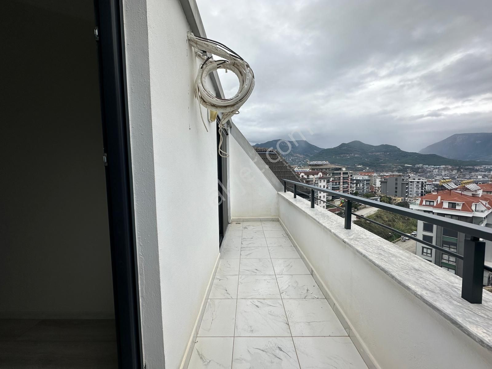 Alanya Çıplaklı'da Satılık 3+1 Ayrı Mutfak 170m2 Sıfır Dubleks Daire - Görsel 32