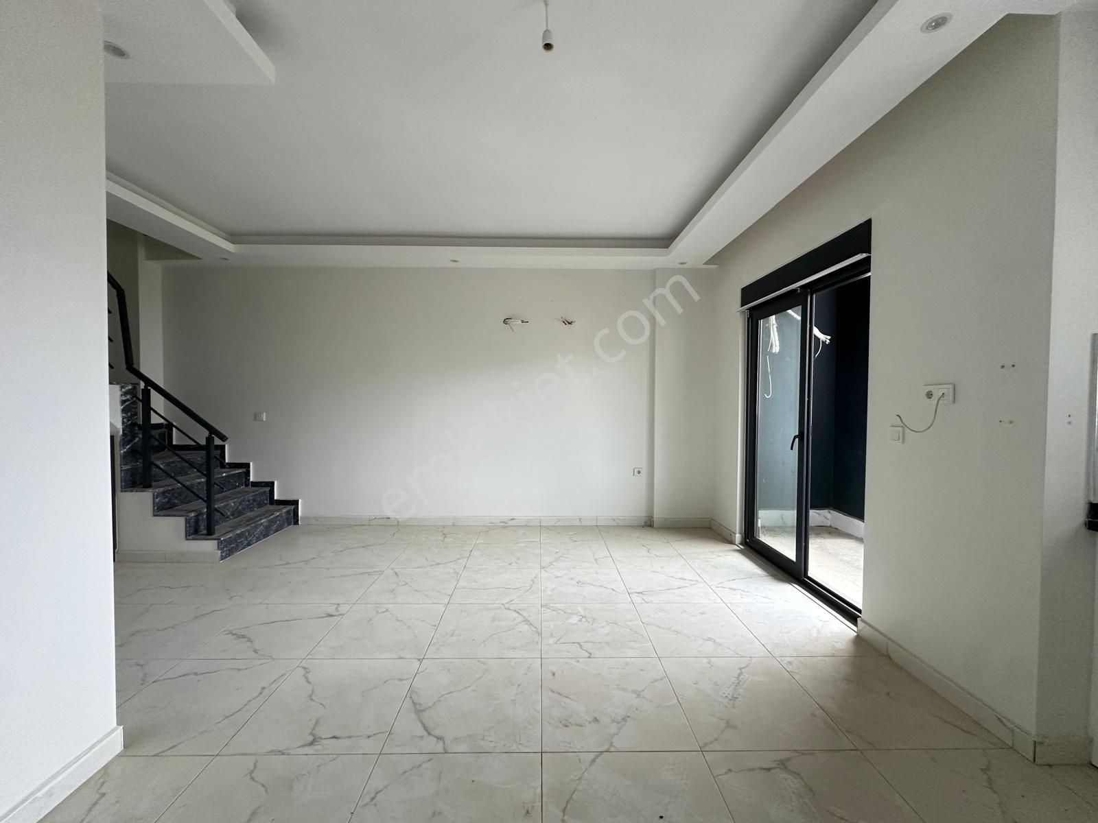 Alanya Çıplaklı'da Satılık 3+1 Ayrı Mutfak 170m2 Sıfır Dubleks Daire - Görsel 10