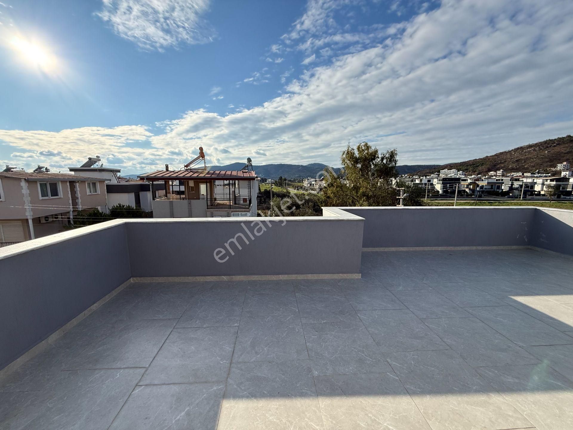 Seferihisar Doğanbey'de Satılık 3+1 Sıfır Bahçeli Dublex Villa - Görsel 28