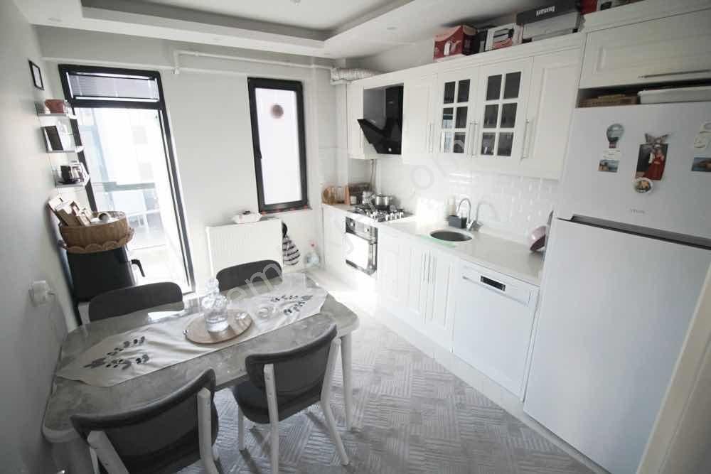 Tuğra'dan Rumeli Mahallesinde Acil Satılık 3 Yıllık 2+1 Daire