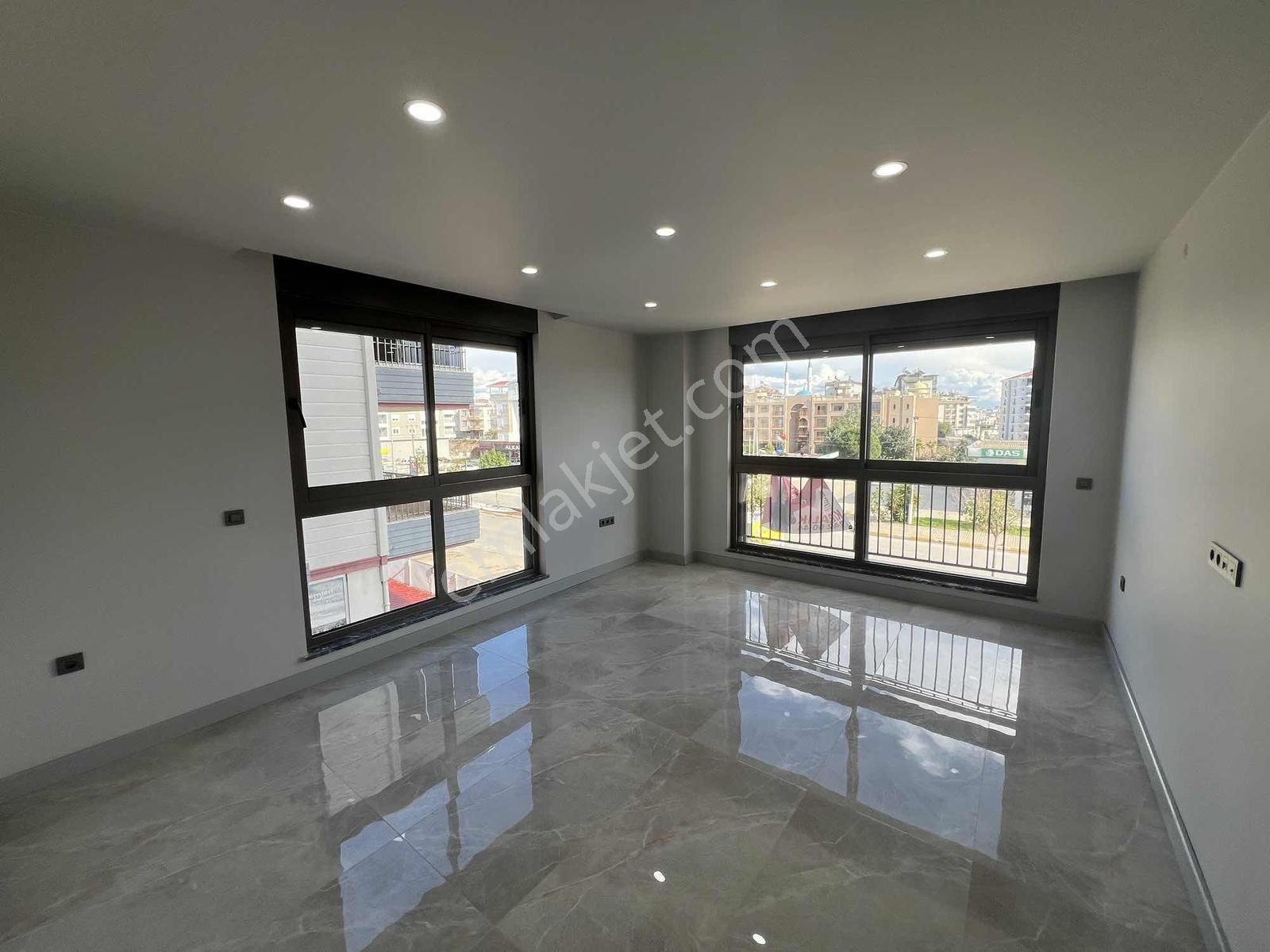 Antalya Serik Belek Caddesi Kiralık Sıfır 1+1 Lüks Daireler - Görsel 15