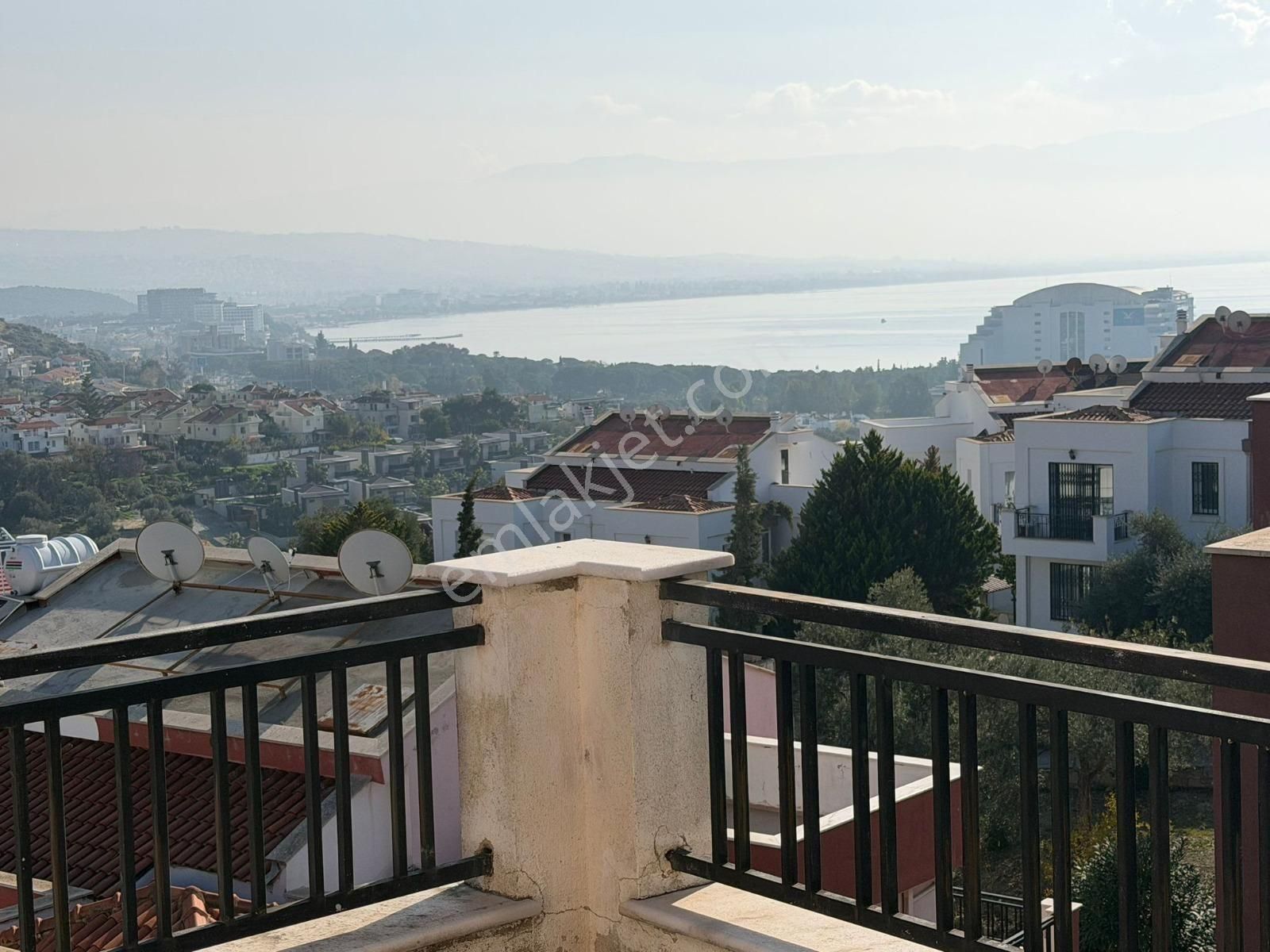 Kuşadası Kadınlardenizinde Her Kattan Deniz Manzaralı 7+2 Fourlex Villa - Görsel 9