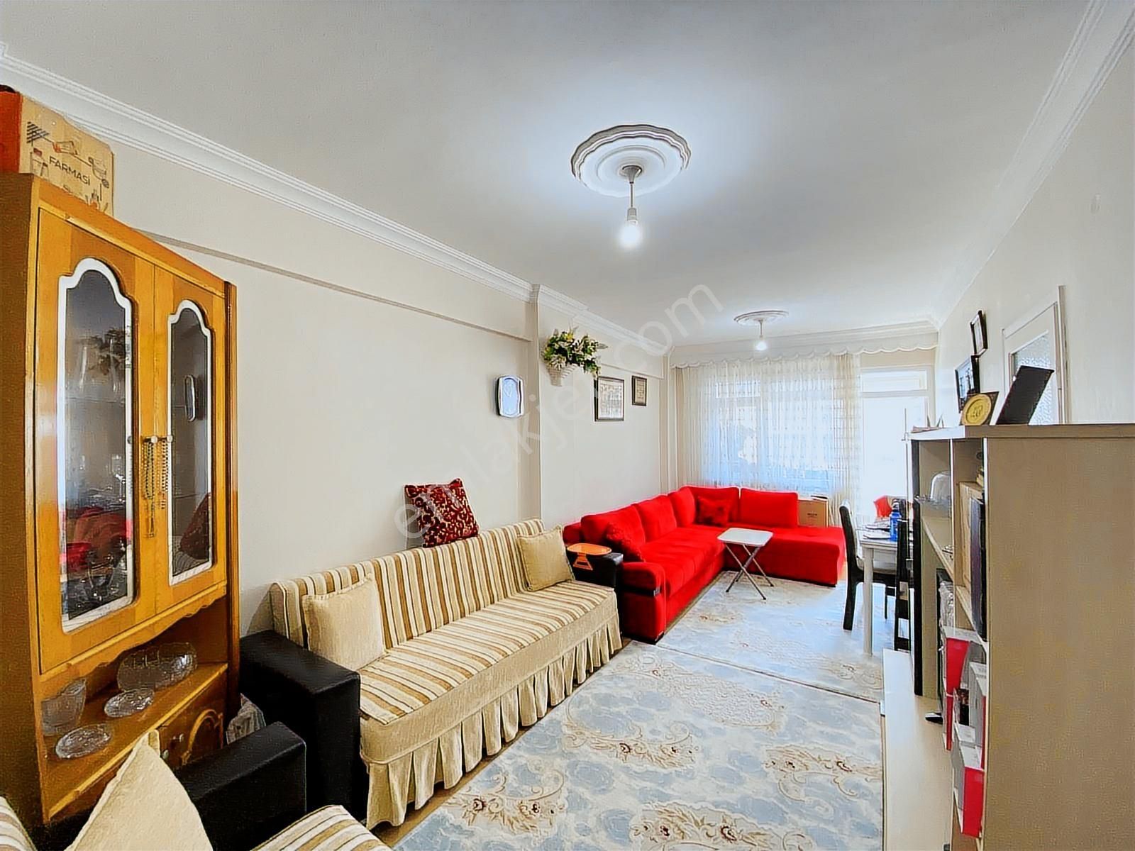 Gaziosmanpaşa'da Satılık 2+1 Daire Çift Cepheli Yatırım Avantajı - Görsel 2