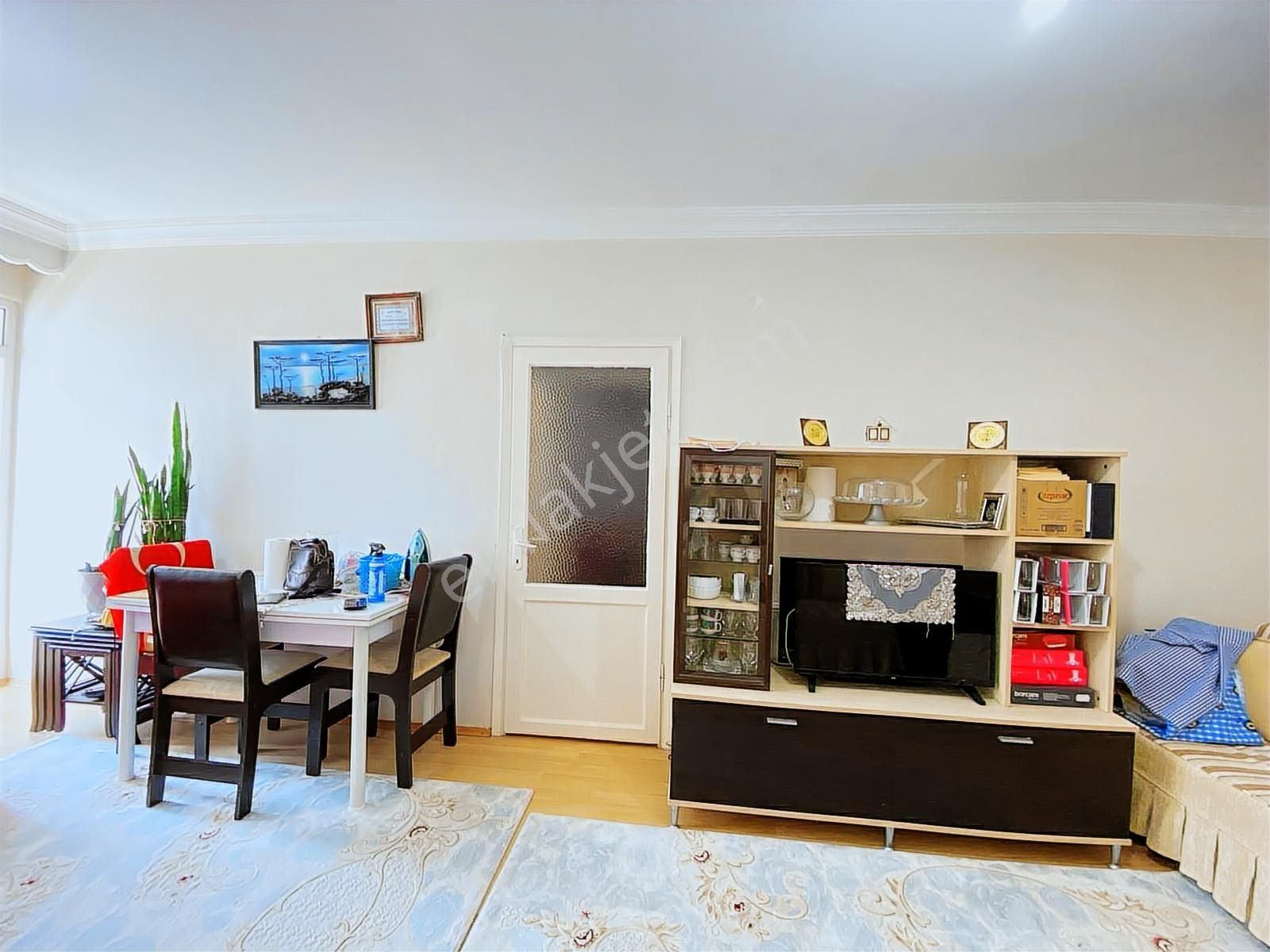 Gaziosmanpaşa'da Satılık 2+1 Daire Çift Cepheli Yatırım Avantajı - Görsel 19