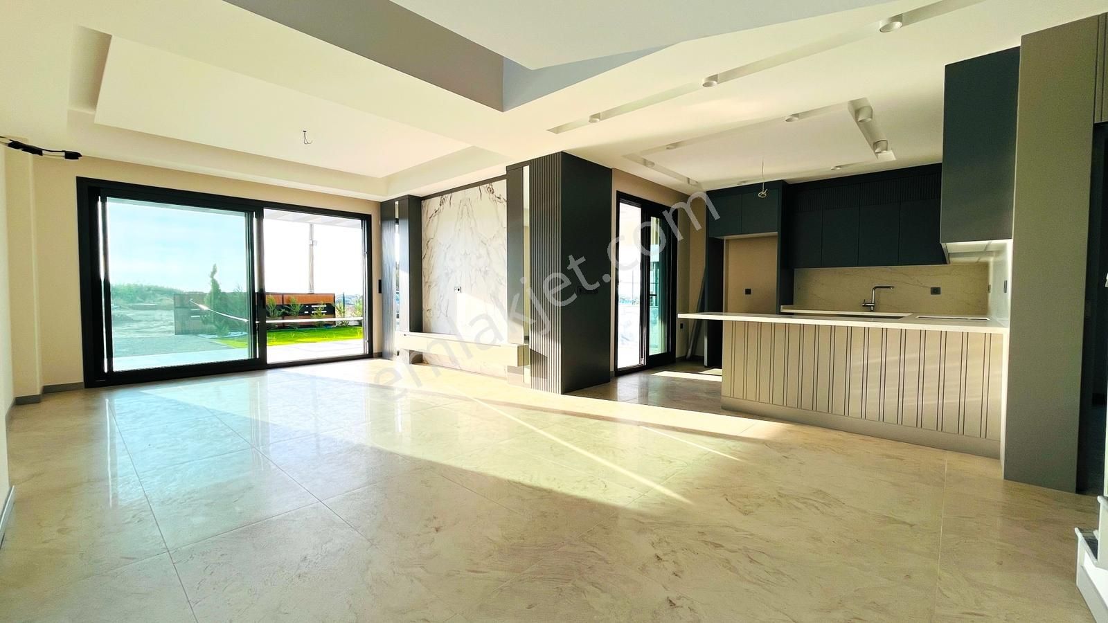 Bu Villayı Almanın Tam Zamanı ! Soğucakta Deniz Manzaralı Villa - Görsel 27