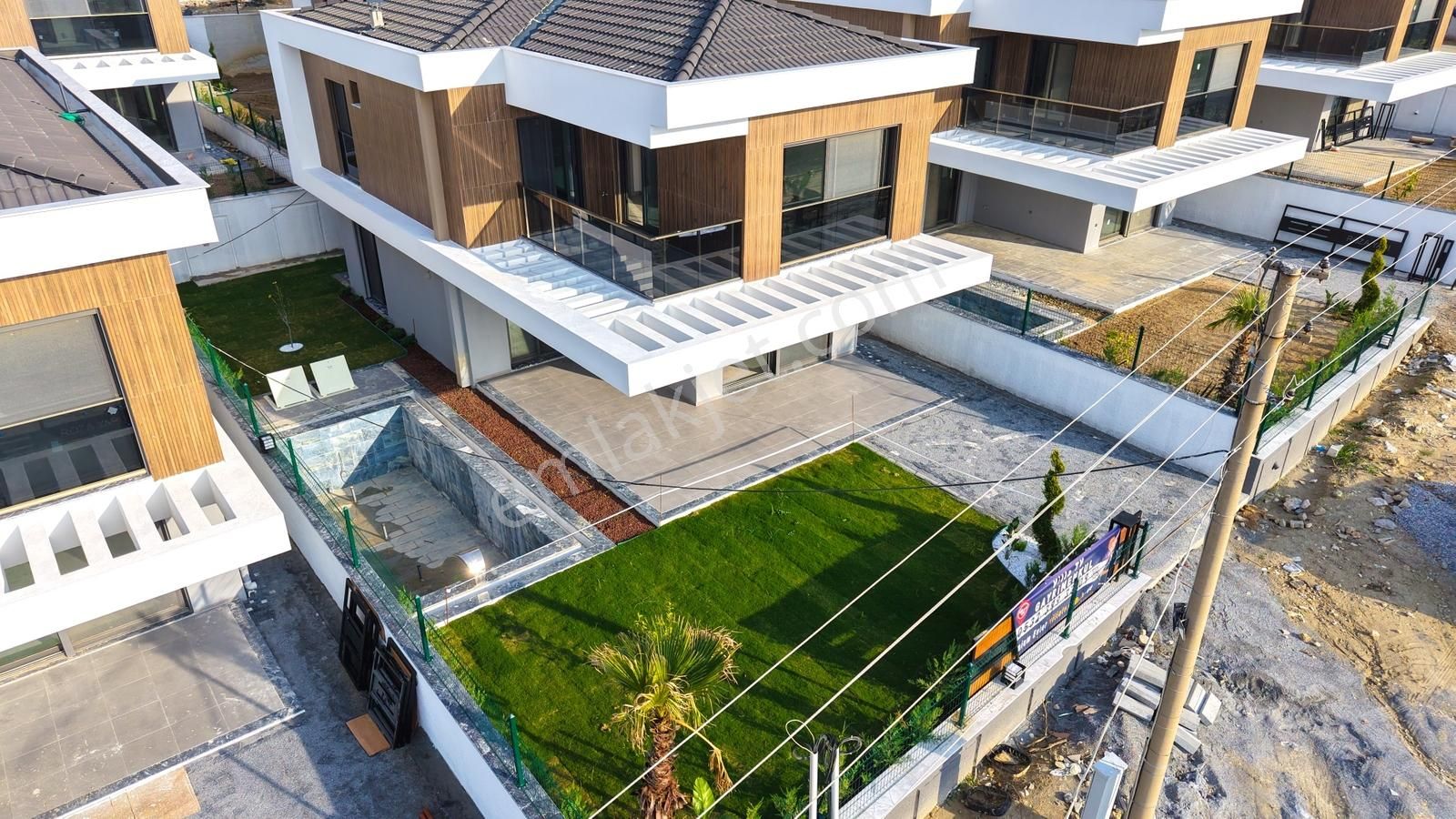 Bu Villayı Almanın Tam Zamanı ! Soğucakta Deniz Manzaralı Villa - Görsel 13