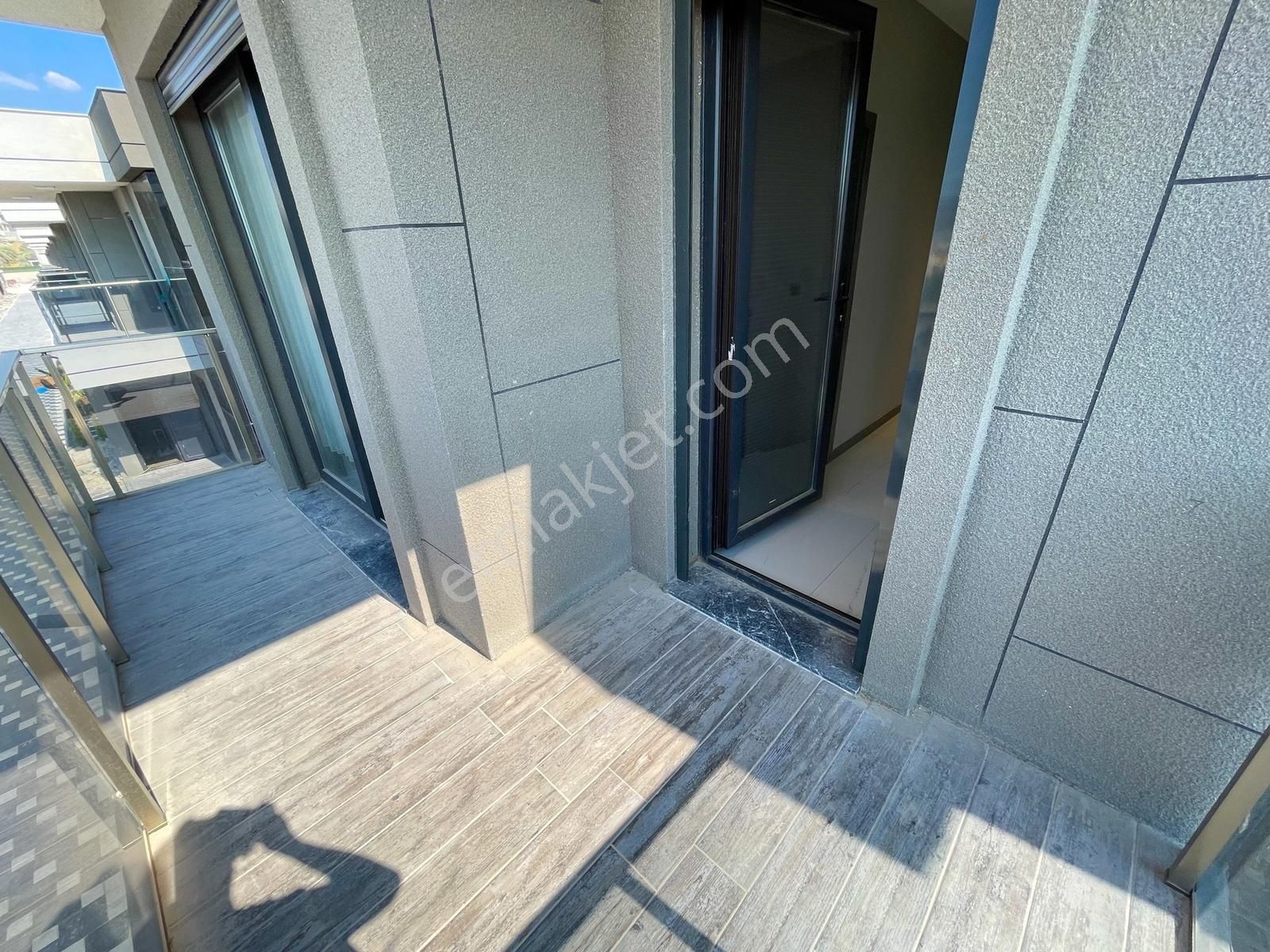 Satılık Özel Havuzlu Müstakil Bahçeli 4+1 Villa Acele Edinn - Görsel 3