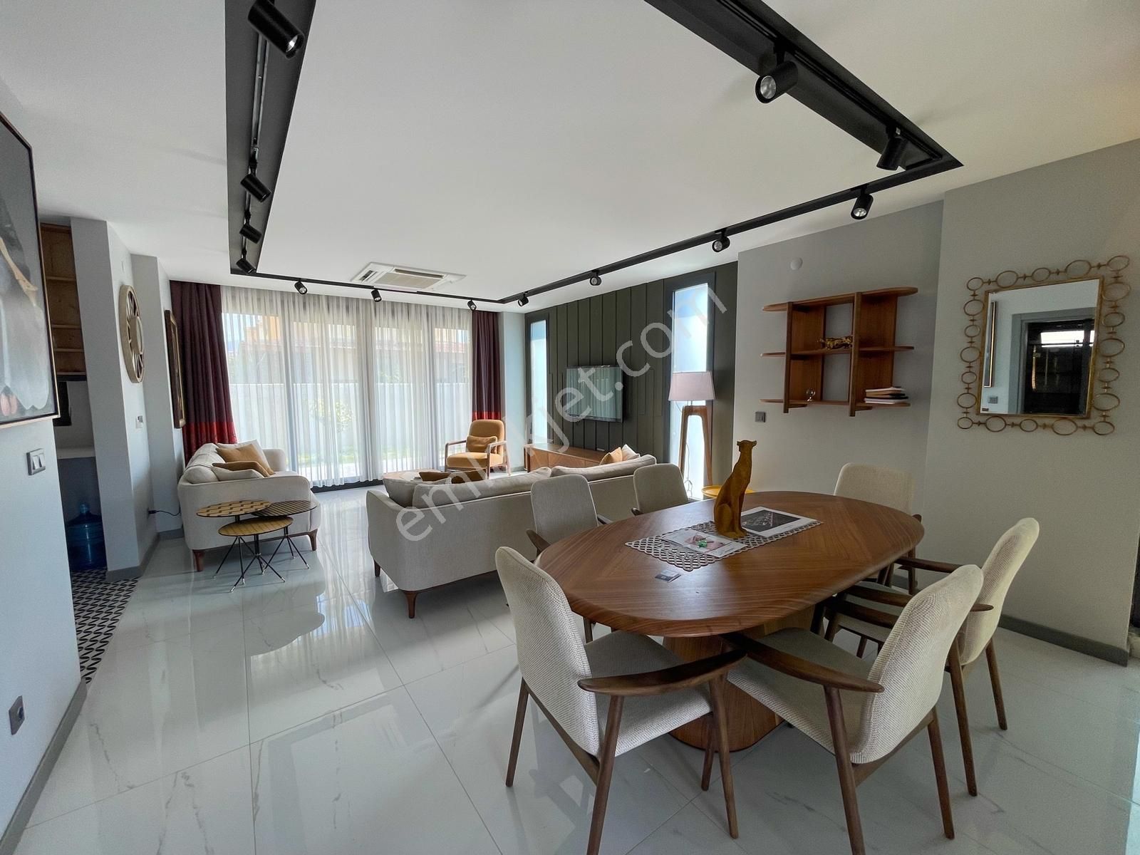 Satılık Özel Havuzlu Müstakil Bahçeli 4+1 Villa Acele Edinn - Görsel 13