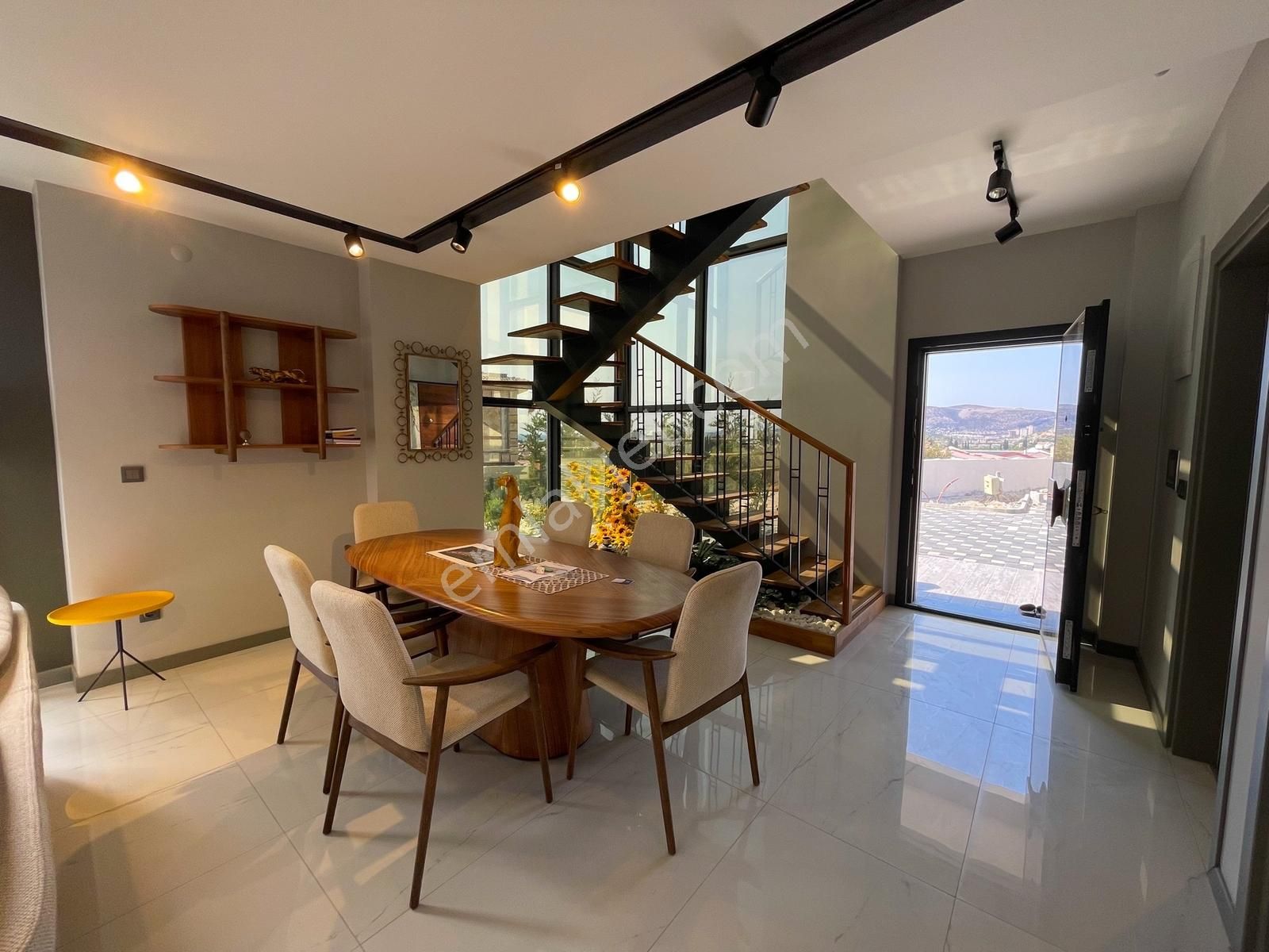 Satılık Özel Havuzlu Müstakil Bahçeli 4+1 Villa Acele Edinn - Görsel 24