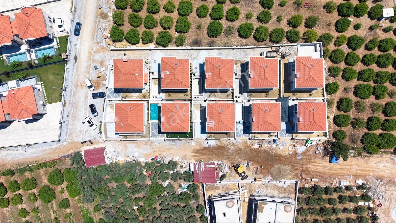Kuşadası Davutlarda 3+1 Satılık Özel Havuzlu Villa! - Görsel 33