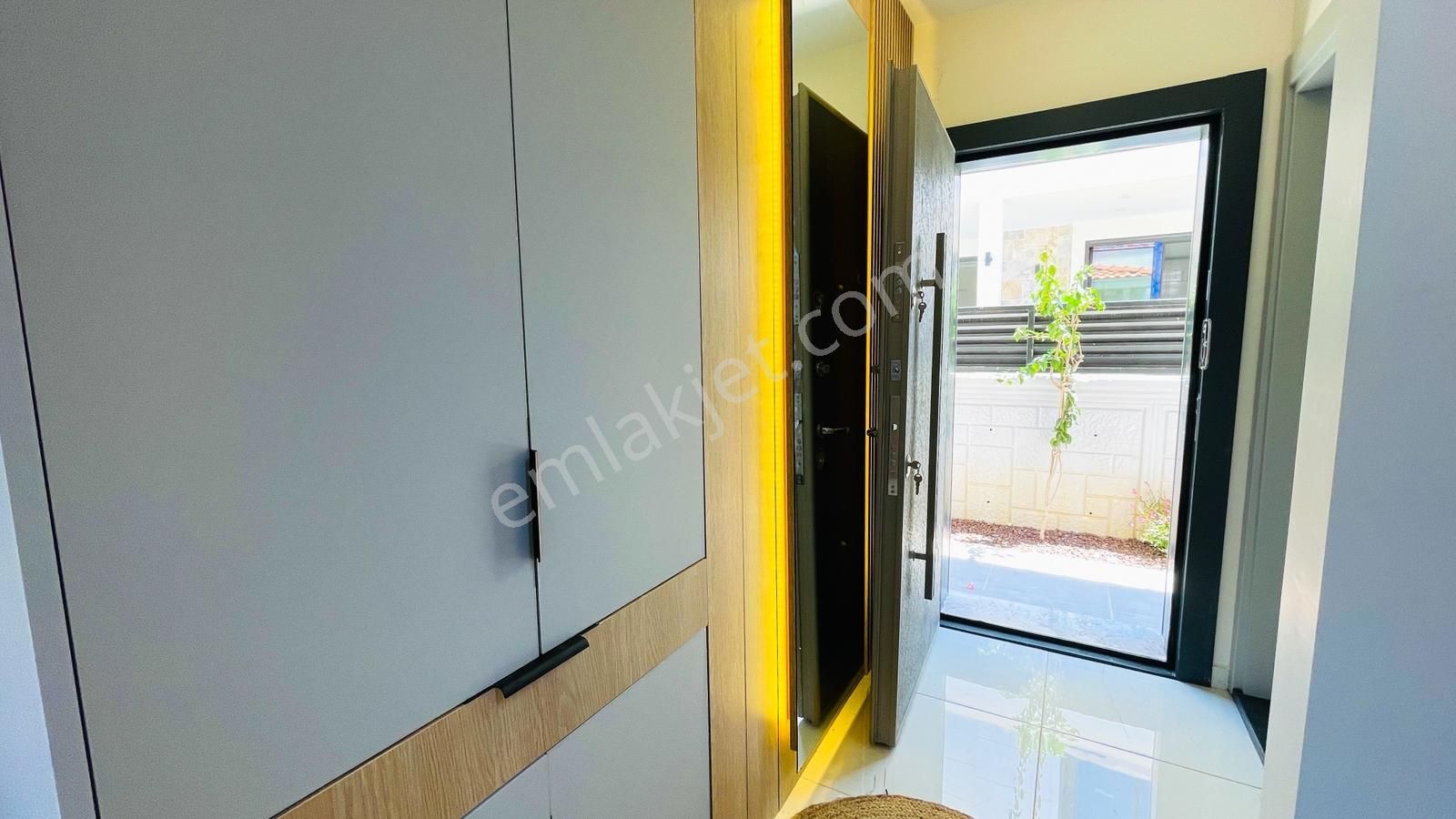 Kuşadası Davutlarda 3+1 Satılık Özel Havuzlu Villa! - Görsel 5