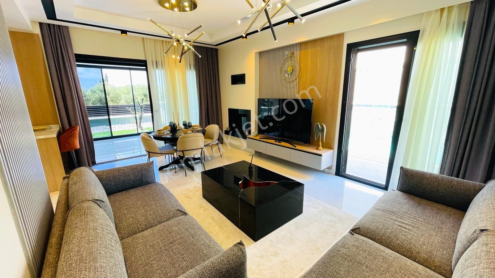 Kuşadası Davutlarda 3+1 Satılık Özel Havuzlu Villa! - Görsel 17
