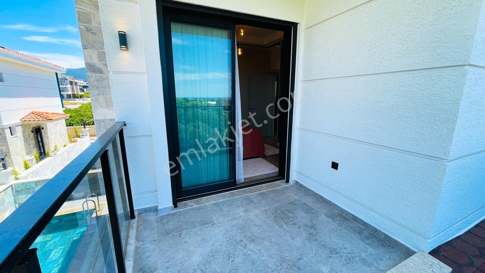 Kuşadası Davutlarda 3+1 Satılık Özel Havuzlu Villa! - Görsel 22