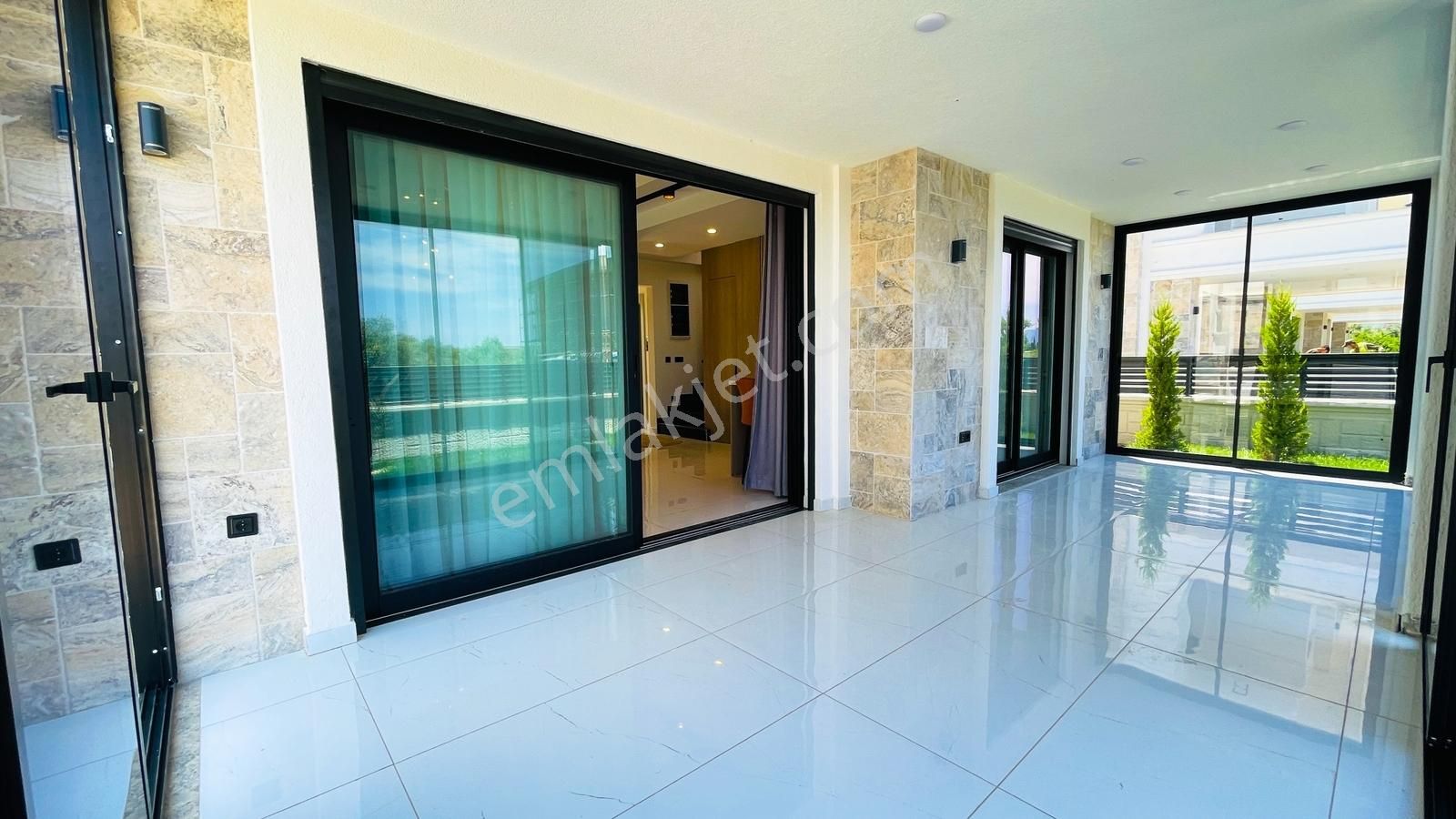 Kuşadası Davutlarda 3+1 Satılık Özel Havuzlu Villa! - Görsel 30